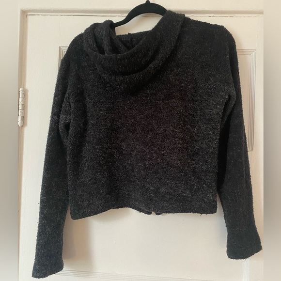 Powerline Canada Cozy Cropped Zip Up Sweater - Picture 5 of 5